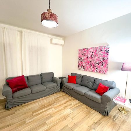 Bellhome 1 - Elegante Appartamento Nel Centro Di 巴里 外观 照片